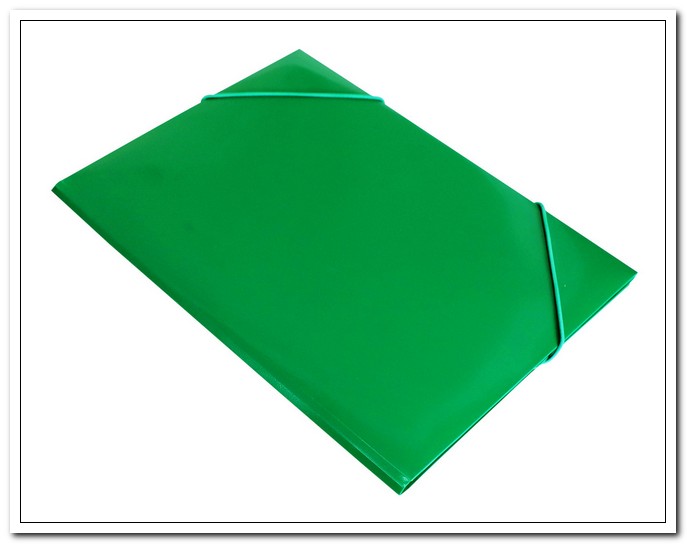 Папка  А4 на резинке Зеленая непрозрачная, ширина корешка 15мм, 0,4мм арт. PR04grn/816775                  